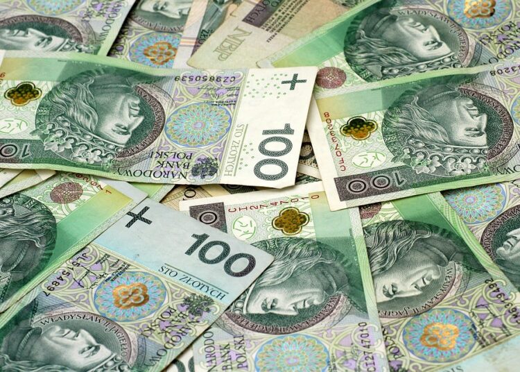 10 Powerful Tips to Spend Less Money Without Sacrificing Your Lifestyle