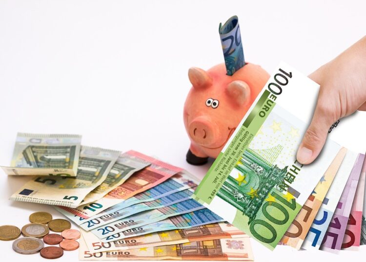 10 Proven Ways to Save Money on Gas Without Sacrificing Your Lifestyle 10 Proven Ways to Save Money on Gas Without Sacrificing Your Lifestyle