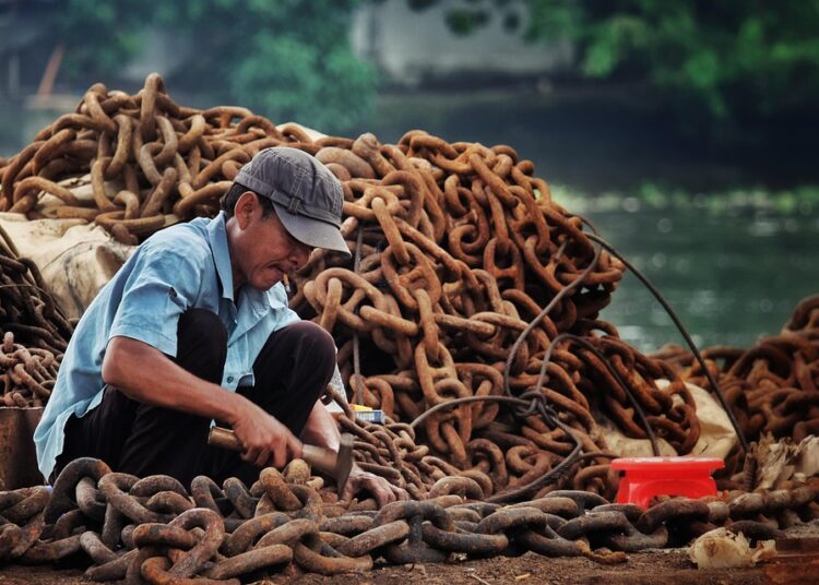 How to Embrace Frugal Living Without Sacrificing Your Luxuries: A Guide for High Earners