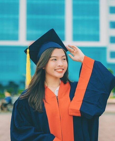 10 Essential Financial Tips Every Recent Graduate Should Know