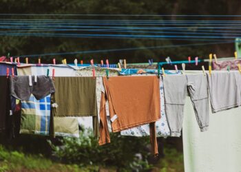 10 Practical Saving Tips to Boost Your Monthly Budget Effortlessly