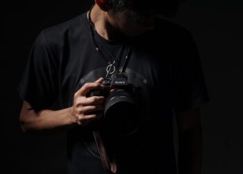 10 Profitable Side Hustles for Professionals: Boost Your Income in Your Free Time!