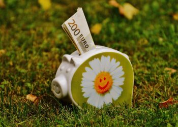 10 Proven Tips to Save Money on Your Water Bill This Month