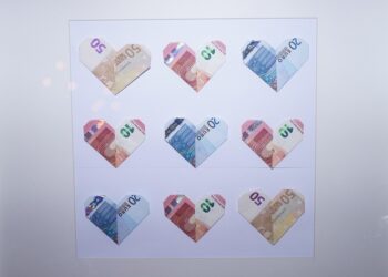 10 Thoughtful Frugal Gift Ideas That Won’t Break the Bank