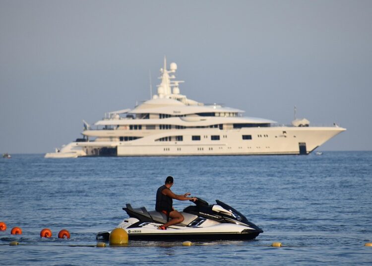 How to Deal with Money Envy: 7 Practical Strategies for a Healthier Financial Mindset How to Deal with Money Envy: 7 Practical Strategies for a Healthier Financial Mindset