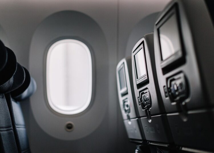 How to Find Cheap Flights: 10 Proven Strategies for Budget Travelers