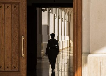 How to Negotiate with Creditors: A Step-by-Step Guide to Getting Better Terms