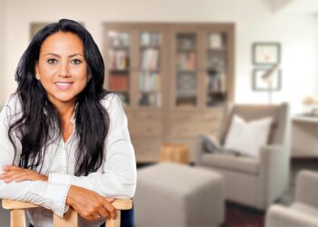 How to Understand the Psychology of Debt: Breaking Free from Financial Stress