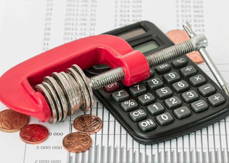 How to Use a Debt Payoff Calculator to Achieve Financial Freedom Fast