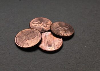 10 Simple Strategies to Save Money on Bank Fees Today!