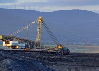 How Does Crypto Mining Work? A Step-by-Step Guide for Beginners