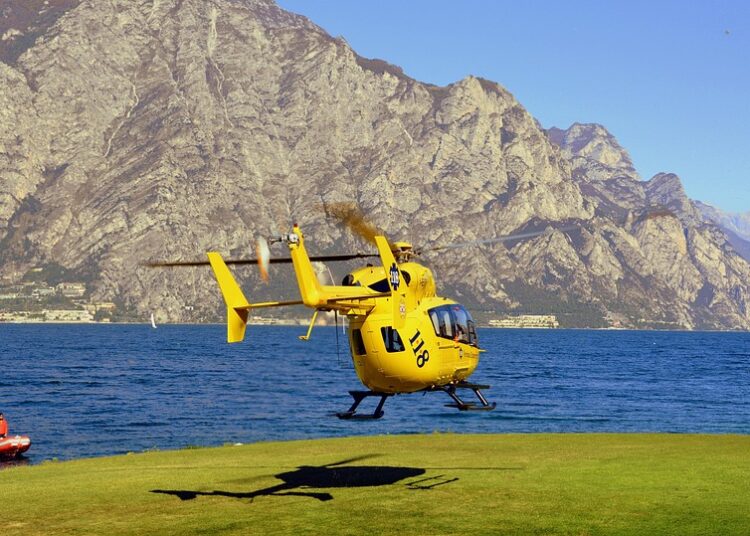 How to Build an Emergency Fund While Paying Off Debt: A Step-by-Step Guide for Financial Freedom How to Build an Emergency Fund While Paying Off Debt: A Step-by-Step Guide for Financial Freedom