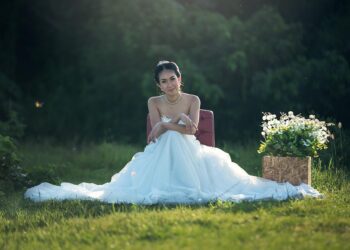 How to Create a Wedding Budget: A Step-by-Step Guide for Stress-Free Planning