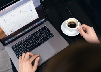 How to Master Budgeting for Freelancers: 10 Essential Tips for Financial Freedom