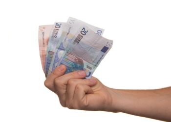 How to Pay Off Payday Loans: A Step-by-Step Guide to Financial Freedom