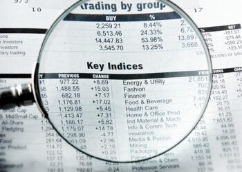 How to Safeguard Your Portfolio: Understanding the Risks of Investing in the Stock Market