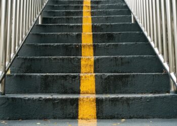 How to Set Financial Goals for Your Family’s Future: A Step-by-Step Guide