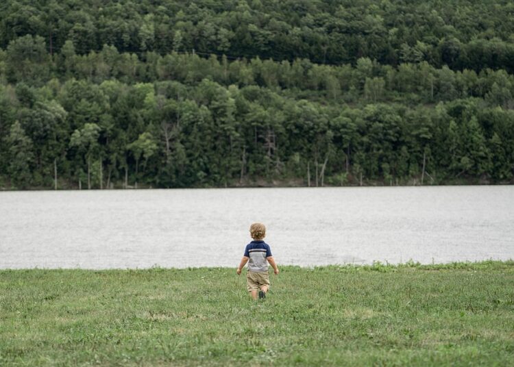 How to Teach Kids About Banking: A Step-by-Step Guide for Parents How to Teach Kids About Banking: A Step-by-Step Guide for Parents