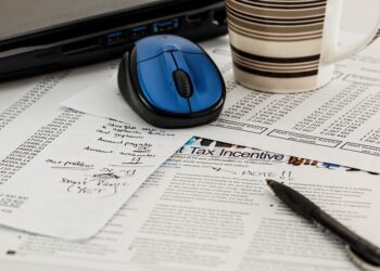 The Ultimate Guide: How to Calculate Discretionary Income in 5 Simple Steps