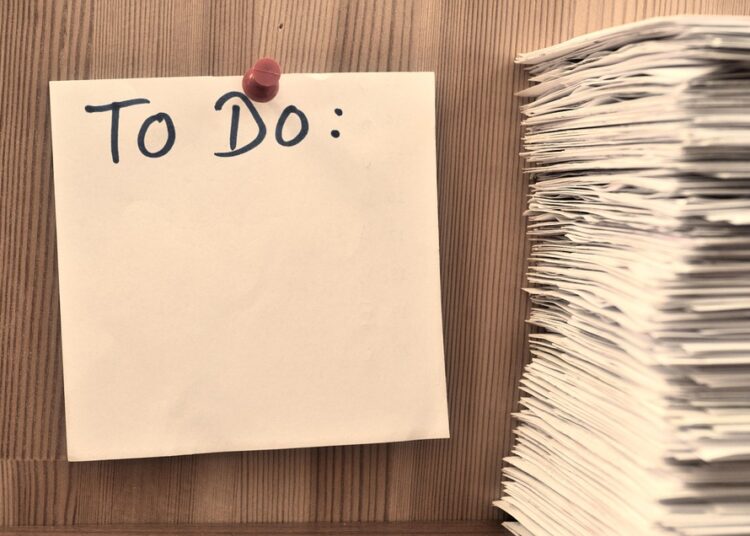 10 Key Items for Your Monthly Financial Checklist: Are You Missing These?