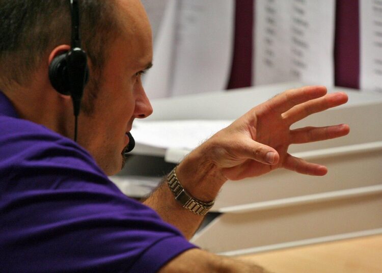 5 Essential Tips for Discussing Finances with Your Partner Without the Drama