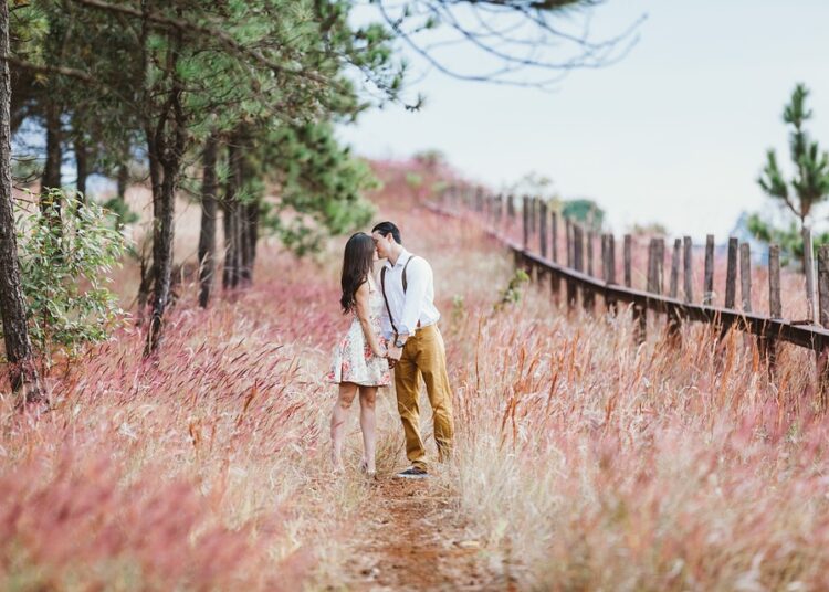 How to Create a Joint Budget: A Step-by-Step Guide for Couples How to Create a Joint Budget: A Step-by-Step Guide for Couples