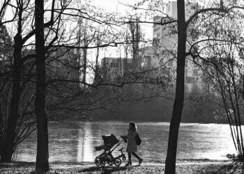 How to Pay Off Debt as a Single Parent: A Step-by-Step Guide to Financial Freedom