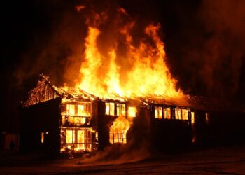 What is House Hacking? A Comprehensive Guide to Achieving Financial Independence