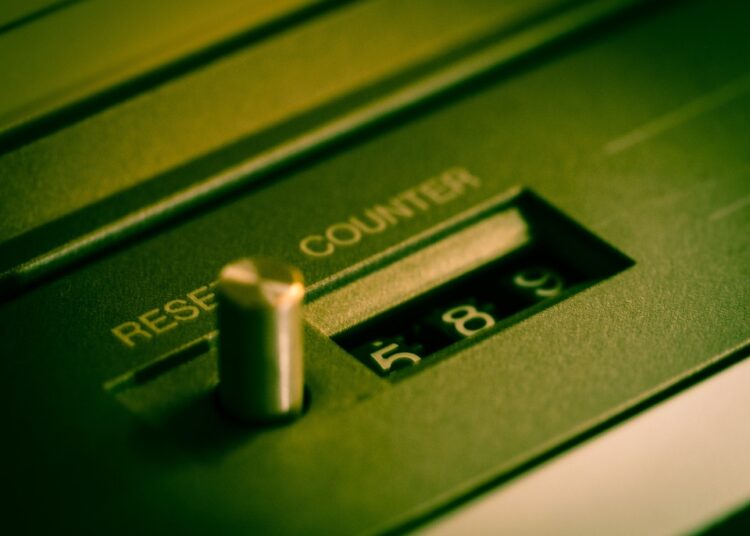 What is a Loan Default? A Comprehensive Guide to Understanding the Consequences and Solutions