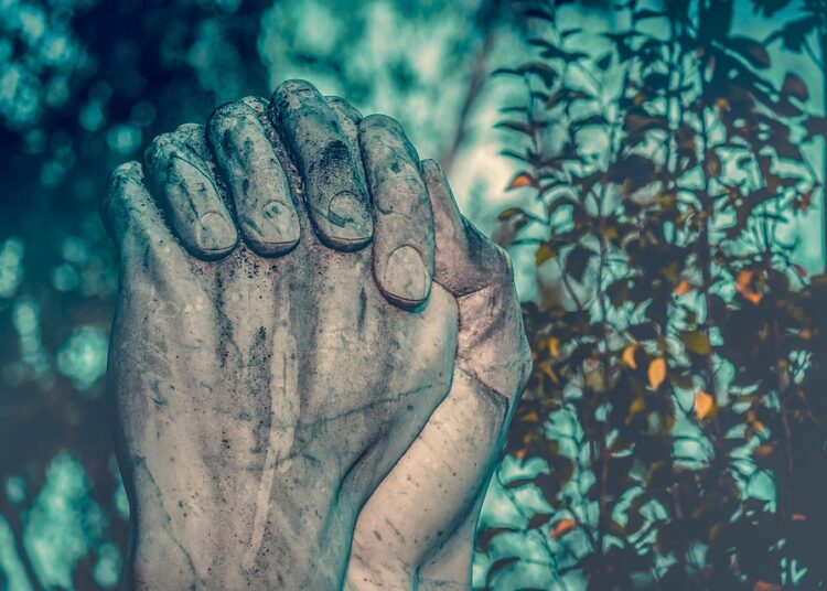 10 Common Limiting Money Beliefs That Are Holding You Back (And How to Break Free) 10 Common Limiting Money Beliefs That Are Holding You Back (And How to Break Free)