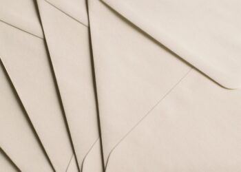 10 Common Mistakes to Avoid When Using the Envelope Budgeting Method