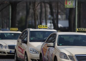 10 Common Tax Mistakes Beginners Make and How to Avoid Them