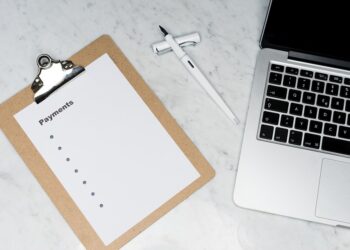 10 Essential Tips for Managing Household Finances Effectively