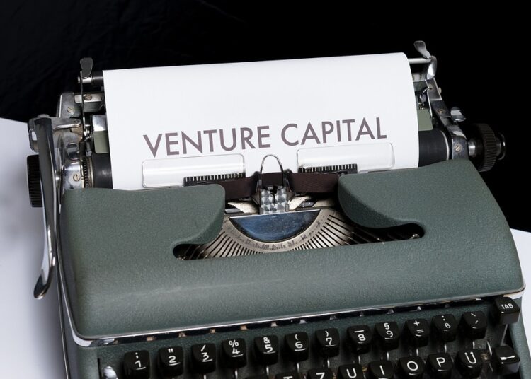 10 Essential Tips on How to Invest in REITs for Maximum Passive Income