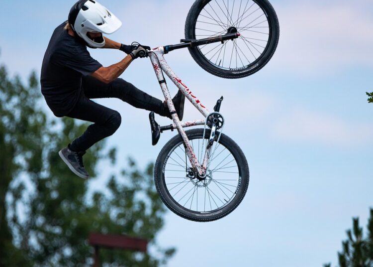 10 Extreme Frugality Tips That Will Transform Your Budgeting Game Forever