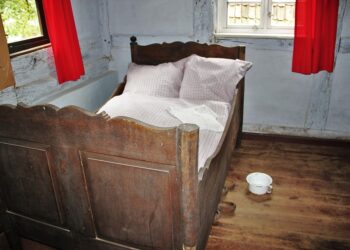 10 Key Characteristics That Define High Net Worth Individuals You Should Know