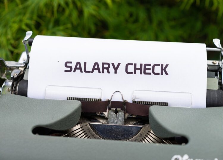 10 Proven Strategies to Break Free From Living Paycheck to Paycheck