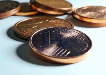 Explore the real advantages of high-yield savings accounts.