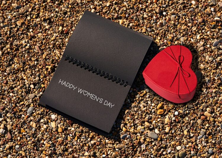 How Women Can Master Budgeting: 5 Personal Finance Tips You Can’t Afford to Miss