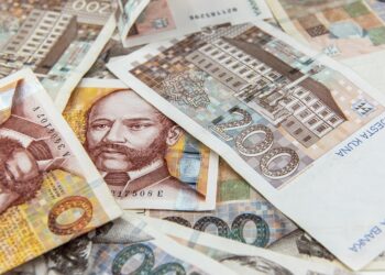 How to Break Free from Debt: Effective Strategies for Achieving Financial Freedom