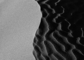 How to Choose Between Frugality and Minimalism for a Simpler Life