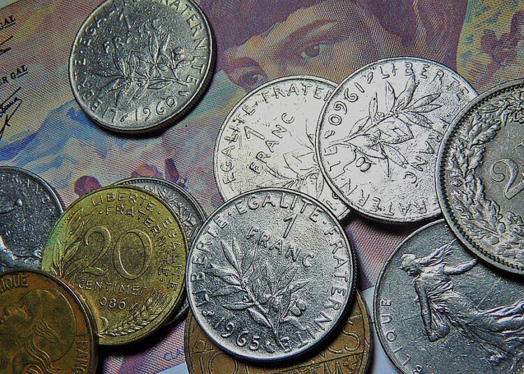 How to Instill Financial Literacy: A Parent’s Guide to Teaching Kids About Money How to Instill Financial Literacy: A Parent’s Guide to Teaching Kids About Money