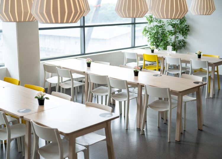 The Ultimate Guide to Simple Living: How to Embrace a Frugal Life Without Sacrificing Joy The Ultimate Guide to Simple Living: How to Embrace a Frugal Life Without Sacrificing Joy