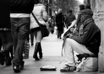 10 Key Signs You Might Have a Poor Credit Score and What to Do About It