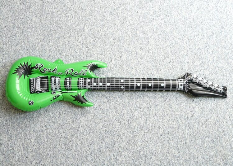 10 Practical Tips for Avoiding Lifestyle Inflation and Strengthening Your Savings