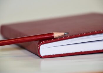 10 Proven Tips on How to Write a Book and Cash In on Royalties