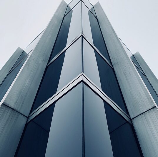 5 Key Benefits of Establishing a Family Office: Is It Right for Your Family? 5 Key Benefits of Establishing a Family Office: Is It Right for Your Family?