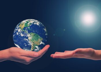 7 Essential Strategies for Passing Wealth to Future Generations