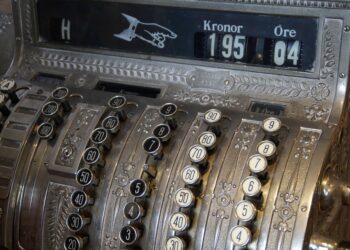 How to Accurately Calculate Your Net Worth: Avoid These Common Pitfalls