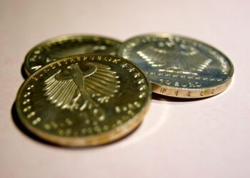 Top 5 Benefits of Choosing a Cash Management Account for Your Financial Needs